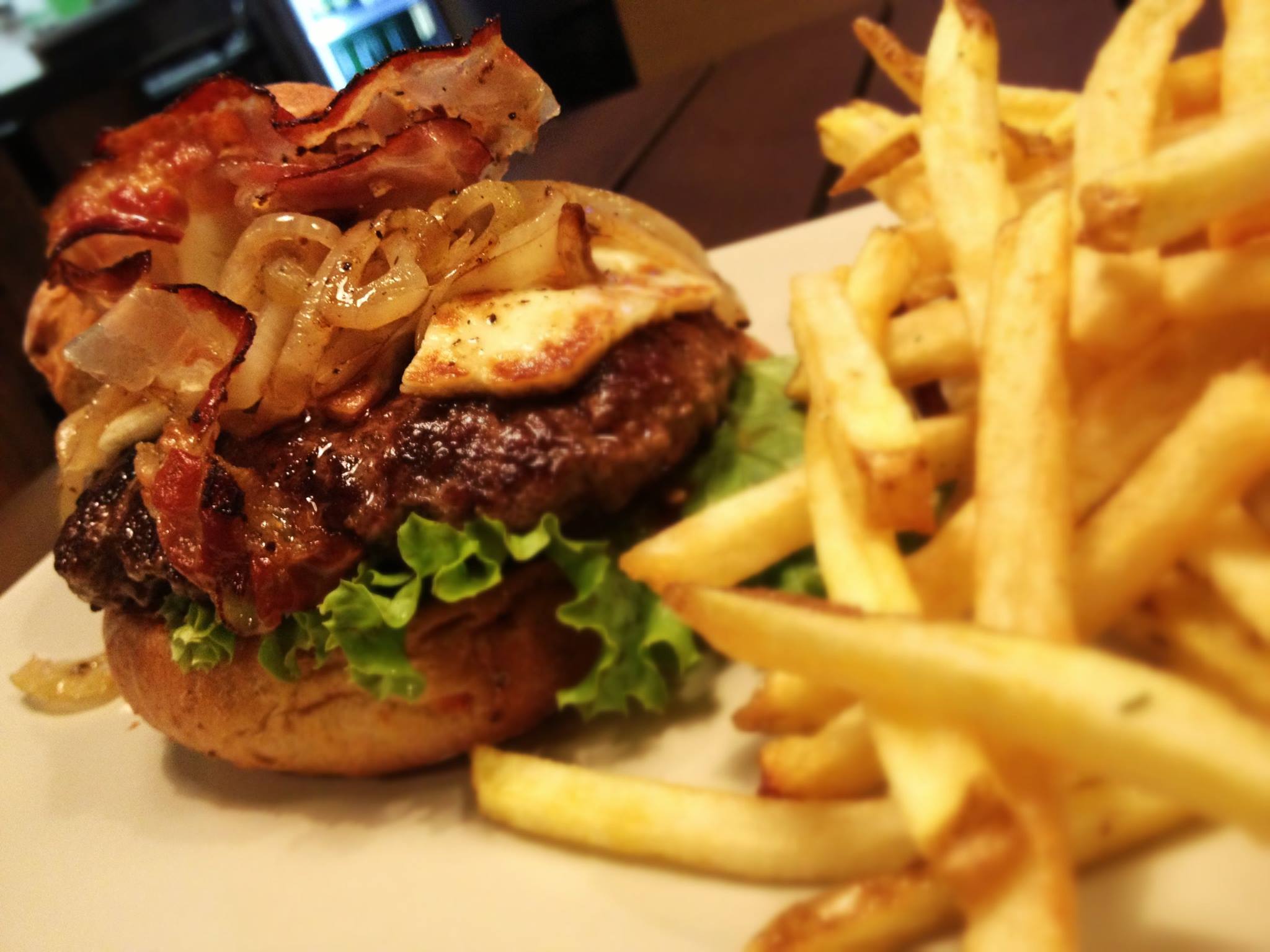 1421678863 bild burger omnom